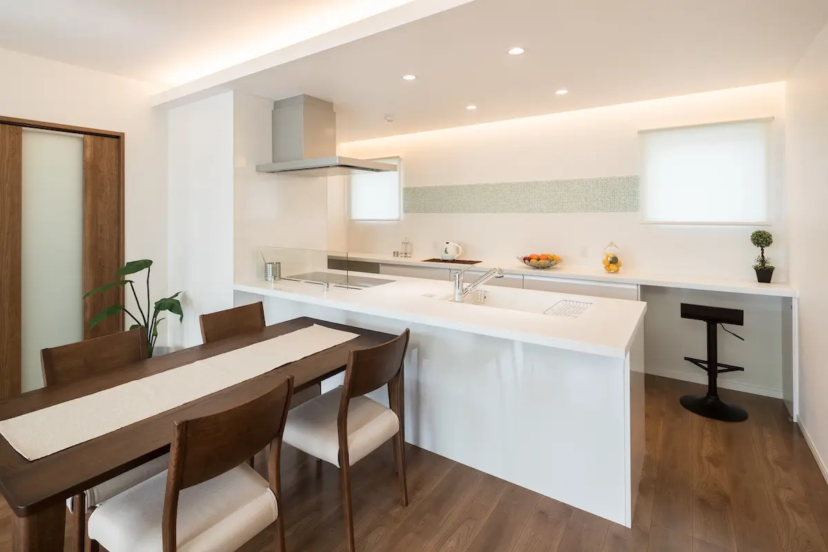 キッチン｜注文住宅につくる使いやすい「パントリー」とは｜後悔しない間取りアイデアと使いやすさを決める収納計画