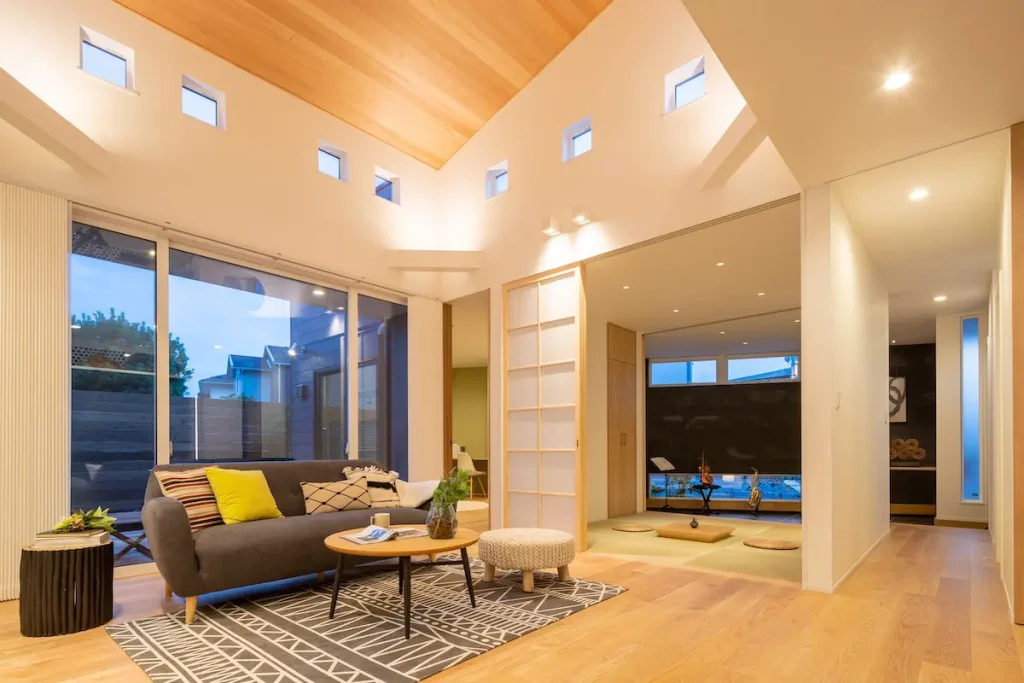1.5階建て間取りのメリット・デメリットと実例紹介|平屋+αの空間活用のポイント - レジェンドホーム