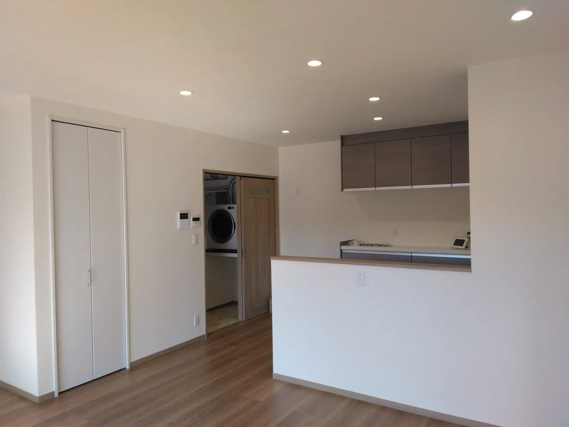 キッチン｜注文住宅につくる使いやすい「パントリー」とは｜後悔しない間取りアイデアと使いやすさを決める収納計画