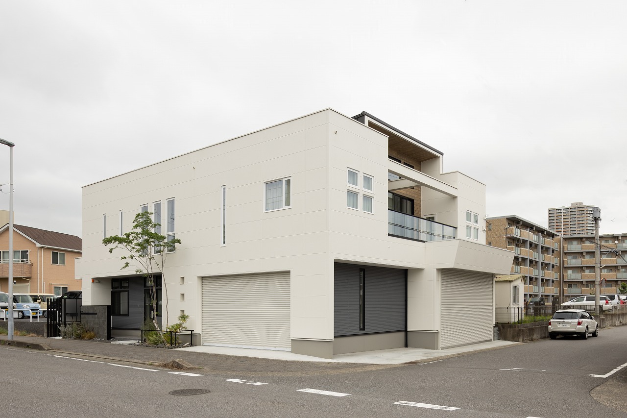 建築家と建てる注文住宅｜茨城県守谷市 A様邸（ビルトインガレージ）