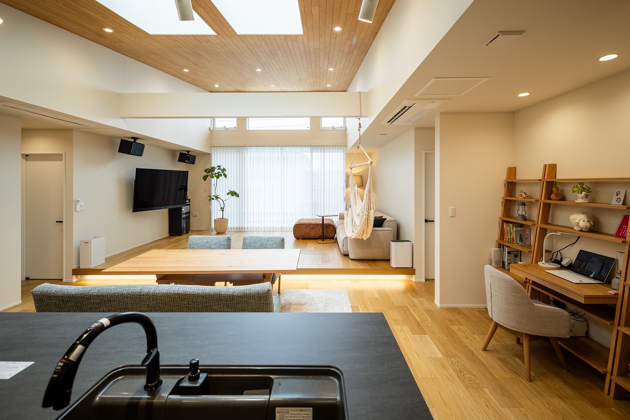 建築家と建てる注文住宅｜茨城県守谷市 A様邸（ビルトインガレージ）