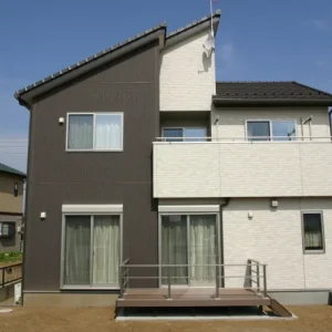 外観｜「切妻屋根と片流れ屋根の組み合わせ」の特徴を解説｜機能性・間取りとの相性・後悔しないための対策